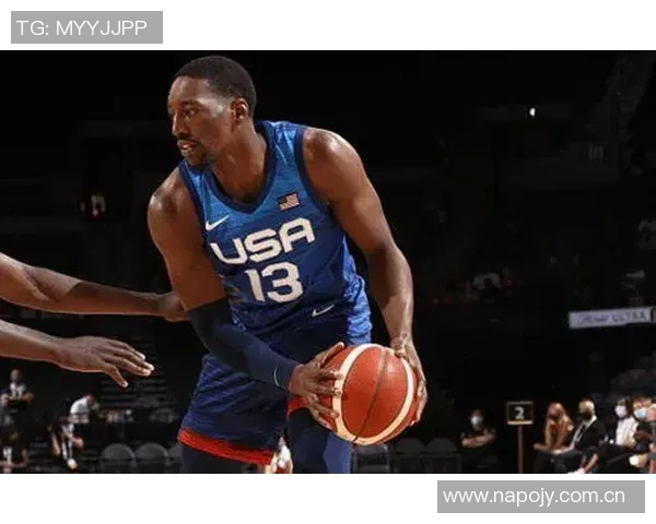 比尔自信发声愿意承担防守重任力争成为对手心中的障碍 比尔自信发声愿意承担防守重任力争成为对手心中的障碍