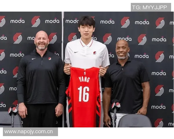 烤肉姐称比卢普斯重视中国球迷小杨获20分钟上场时间是用心栽培 烤肉姐称比卢普斯重视中国球迷小杨获20分钟上场时间是用心栽培