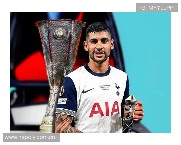 美国后卫麦肯齐谈波帅期望希望能效仿罗梅罗的踢球风格