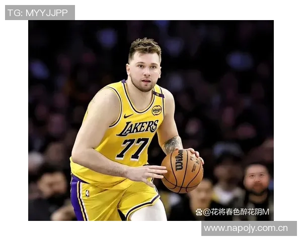 雷迪克透露东契奇詹姆斯今日进行个人技术训练东契奇健康状况良好 雷迪克透露东契奇詹姆斯今日进行个人技术训练东契奇健康状况良好