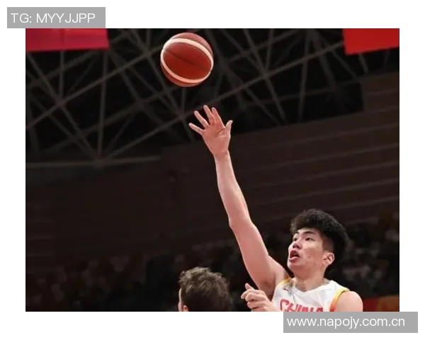 媒体人感慨余嘉豪杨瀚森追梦海外小曾立志不甘平凡勇敢追寻梦想 媒体人感慨余嘉豪杨瀚森追梦海外小曾立志不甘平凡勇敢追寻梦想