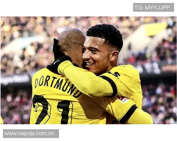 桑乔替补登场替补战旧主布恩迪亚因伤退场引发关注 桑乔替补登场替补战旧主布恩迪亚因伤退场引发关注