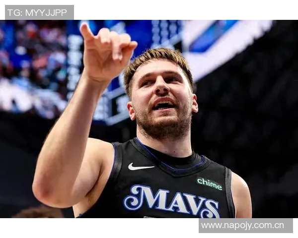 普理查德揭露训练营对抗激烈程度颈部血痕见证战斗般的拼搏精神 普理查德揭露训练营对抗激烈程度颈部血痕见证战斗般的拼搏精神