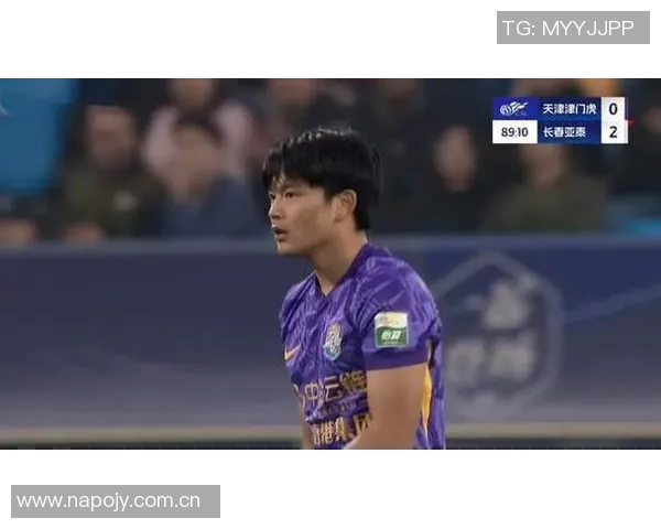 津门虎球员陈哲宣因辱骂裁判被禁赛五场并罚款五万元 津门虎球员陈哲宣因辱骂裁判被禁赛五场并罚款五万元