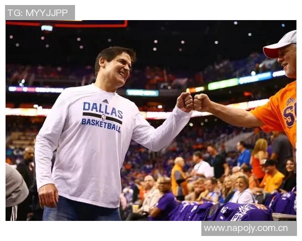 文森特解析与首发默契之道聚焦防守与组织为东契奇和里夫斯开辟空间 文森特解析与首发默契之道聚焦防守与组织为东契奇和里夫斯开辟空间