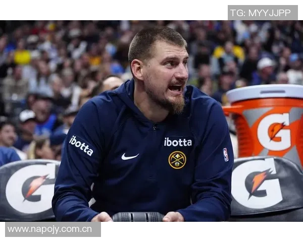 掘金全场助攻35次领先国王14次约基奇与穆雷合力贡献17次助攻