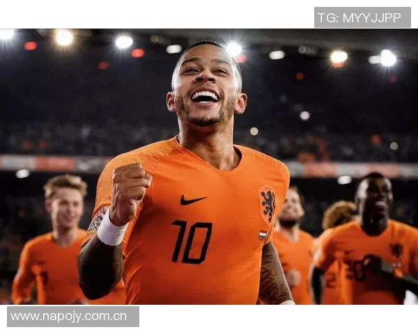 女网红曝德佩隐秘关系称怀孕德佩得知后选择失踪引发热议