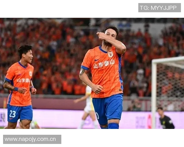 瓦科赛季表现惊艳中超24球5助攻合同到期续约悬念引关注 瓦科赛季表现惊艳中超24球5助攻合同到期续约悬念引关注