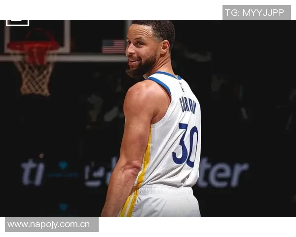 科尔盛赞巴特勒为顶级单打球员我们将围绕他与库里打造球队核心