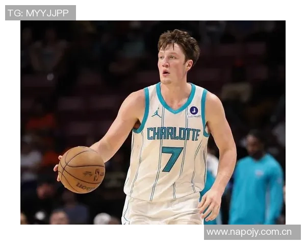 克尼佩尔称赞三球小桥无私打球共同合作让比赛更加轻松愉快