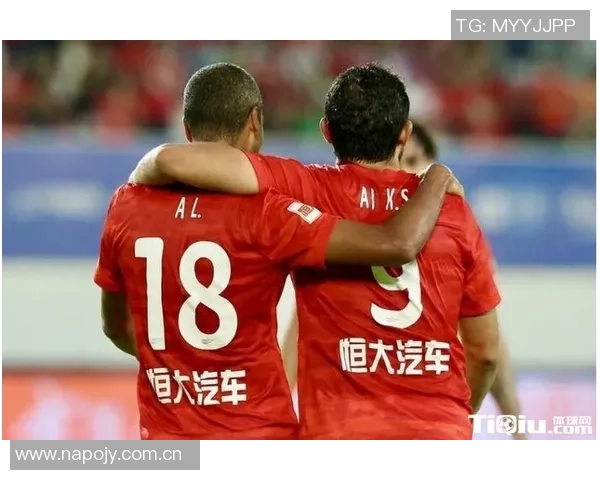 曼城与米兰争夺巴伊亚17岁新星解约金高达8700万镑 曼城与米兰争夺巴伊亚17岁新星解约金高达8700万镑