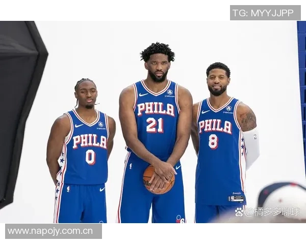 76人对决骑士首发阵容揭晓马克西乔治恩比德携手出战米切尔领衔骑士
