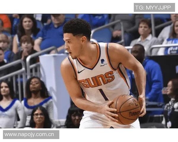 布克开季前七场创纪录成太阳队史首位得分助攻双双破200的球员