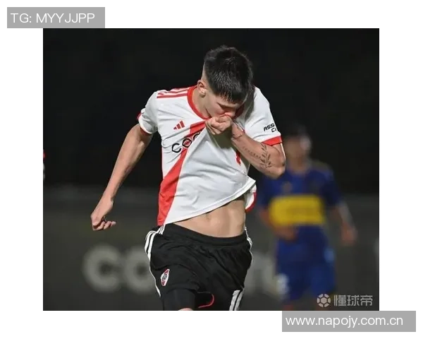 琼阿梅尼恢复训练进展显著马斯坦托诺与吕迪格专注康复训练